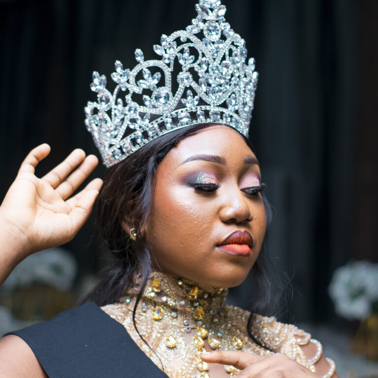 MVQI 2024 Winner - most vibrant queen international